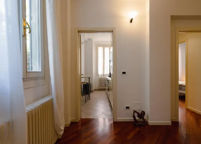 Casa San Felice In The Heart Of Old Town 아파트 *